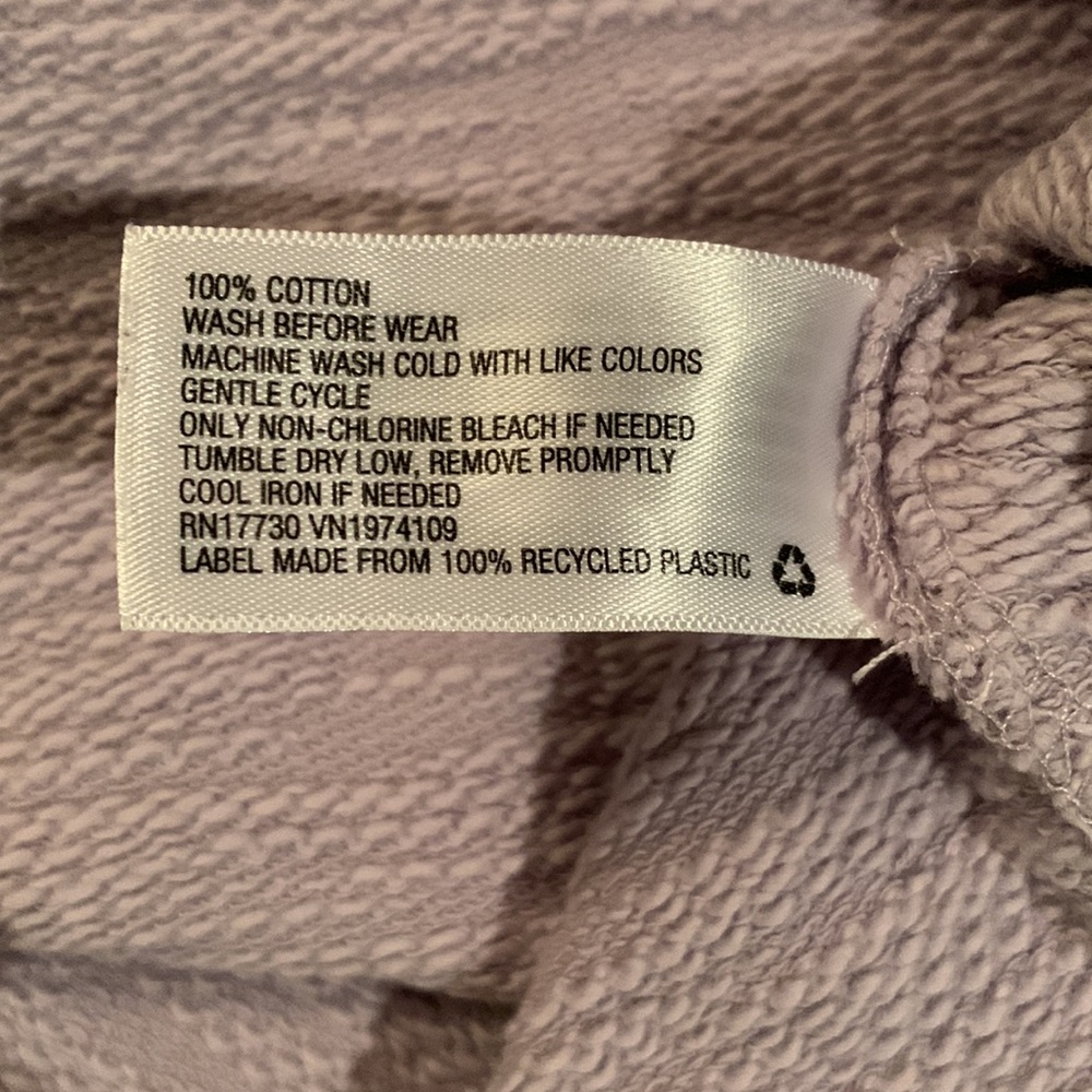 Universal Threads Cropped Lilac French Terry Sweatshirt Size Medium - Picture 3 of 6